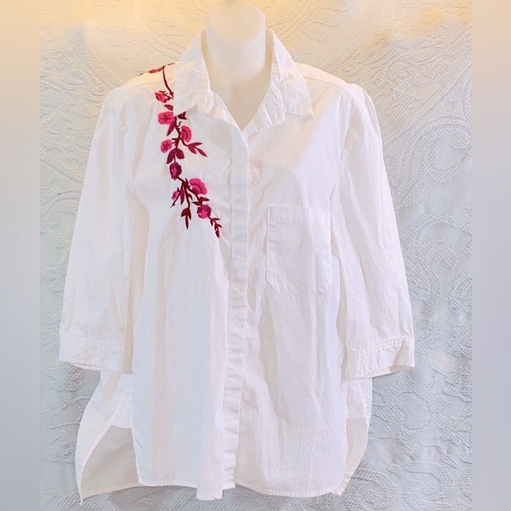 Athena Marie White Blouse with Pink Floral Embroidery Size XL Sleeve 3/4